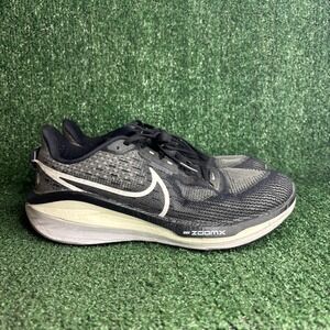 Nike ZoomX Vomero 17 Road Running Athletic Gym Sneaker Black Womens Size 9.5